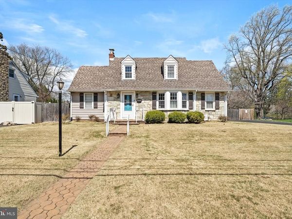 112 SUMMIT AVENUE , TRENTON, NJ 08628