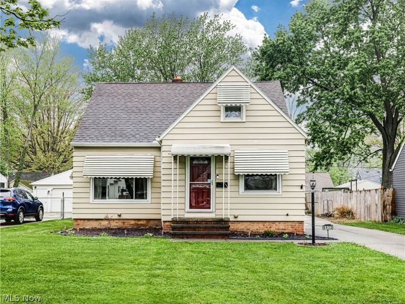 6932 Greenleaf Avenue , Parma Heights, OH 44130 Photo 1