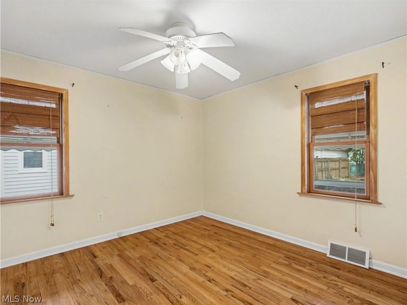6932 Greenleaf Avenue , Parma Heights, OH 44130 Photo 16