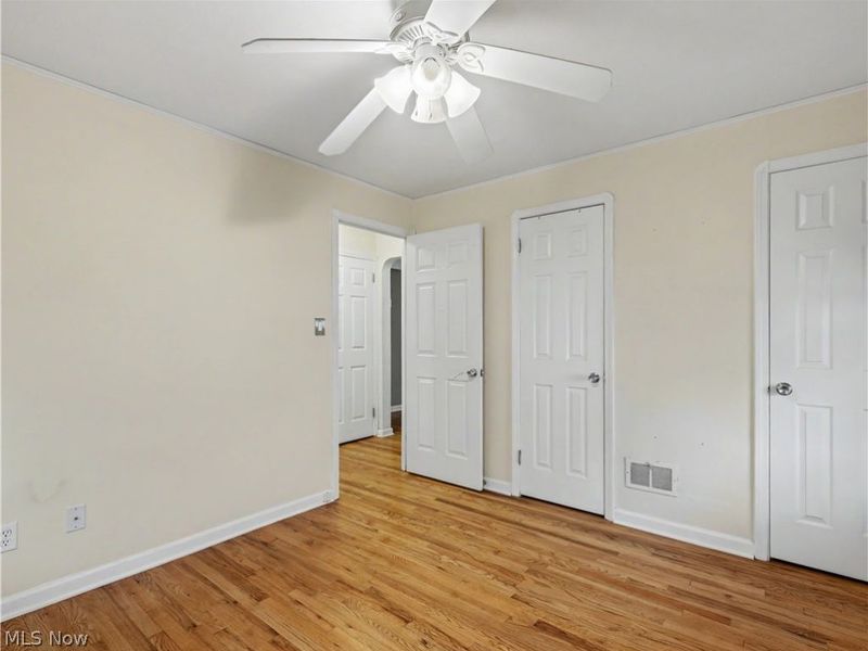 6932 Greenleaf Avenue , Parma Heights, OH 44130 Photo 17