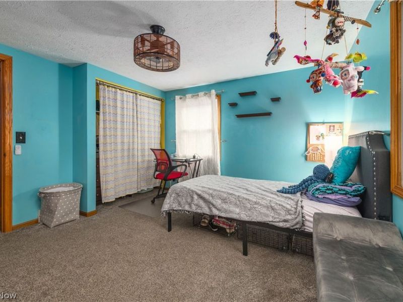 640 W Martin Avenue , Amherst, OH 44001 Photo 22
