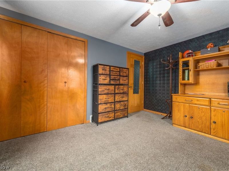 640 W Martin Avenue , Amherst, OH 44001 Photo 30