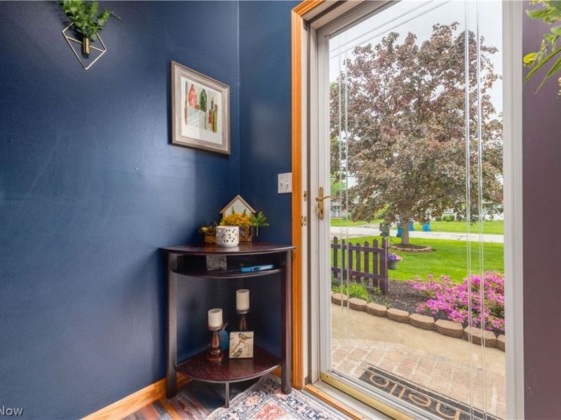 640 W Martin Avenue , Amherst, OH 44001 Photo 4
