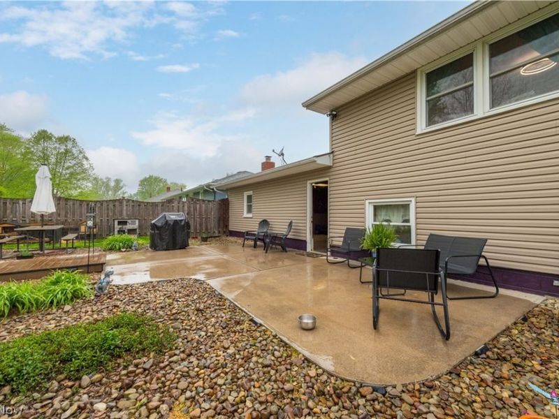 640 W Martin Avenue , Amherst, OH 44001 Photo 41