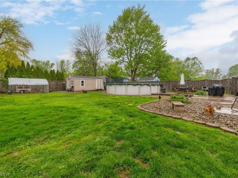 640 W Martin Avenue , Amherst, OH 44001 Photo 45