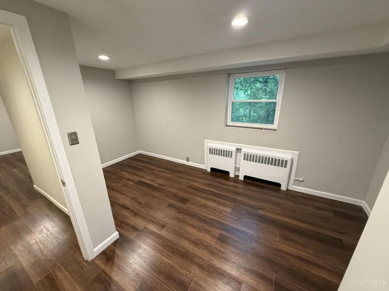 458 Wood Avenue, Cincinnati, OH 45220 Photo 4