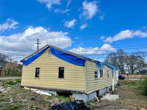 502 Searcy Avenue , Griffin, GA 30223