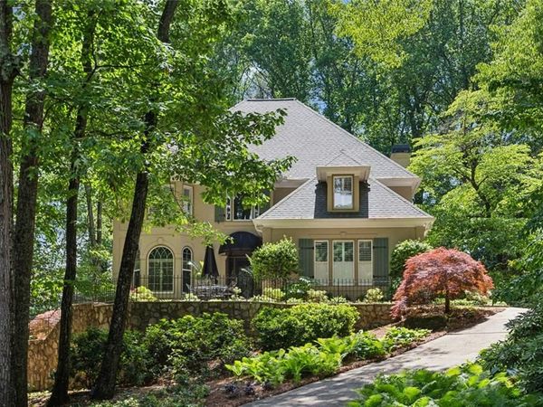 1600 Savannah Court SE, Smyrna, GA 30080