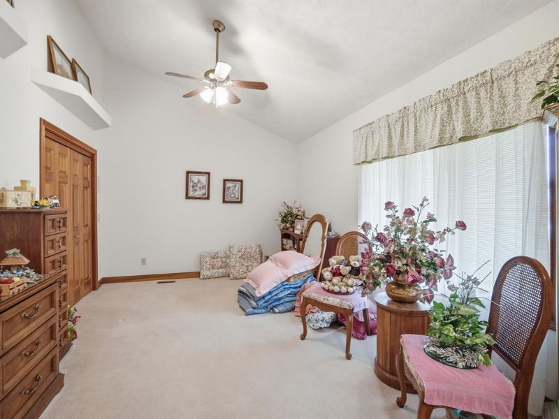1788 Berwick Drive, Springfield, OH 45503 Photo 12