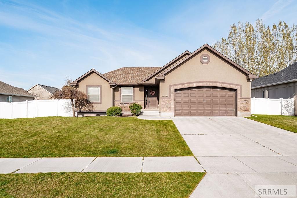 3930 Barossa Drive, Idaho Falls, ID 83404 Main Photo