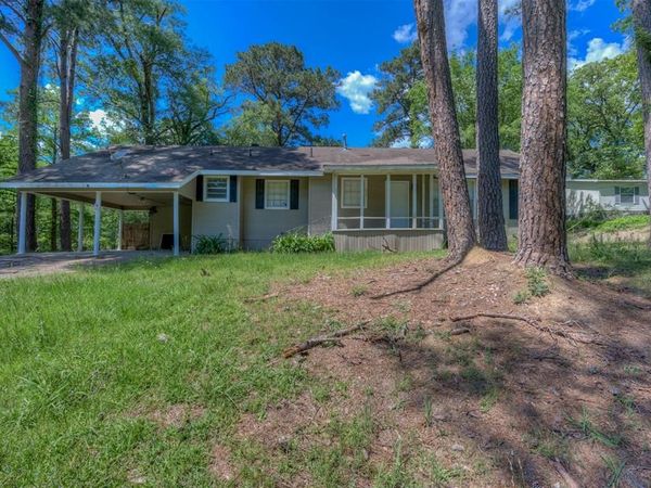 8218 S Lakeshore Drive, Shreveport, LA 71119