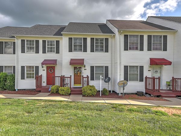 574 Beaverview Drive, Bristol, VA 24201