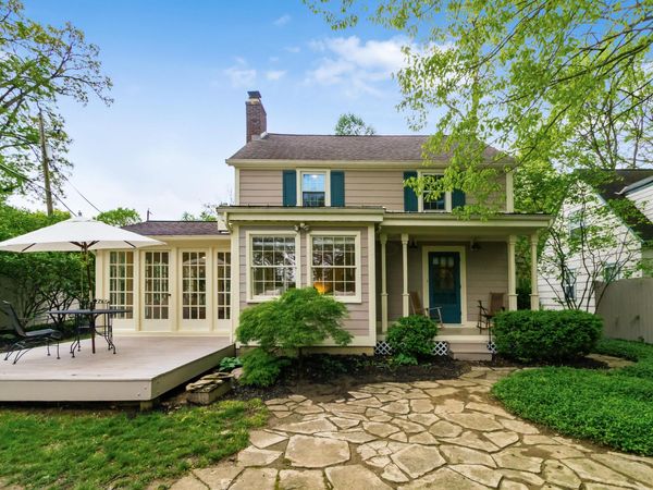 697 Overbrook Drive, Columbus, OH 43214