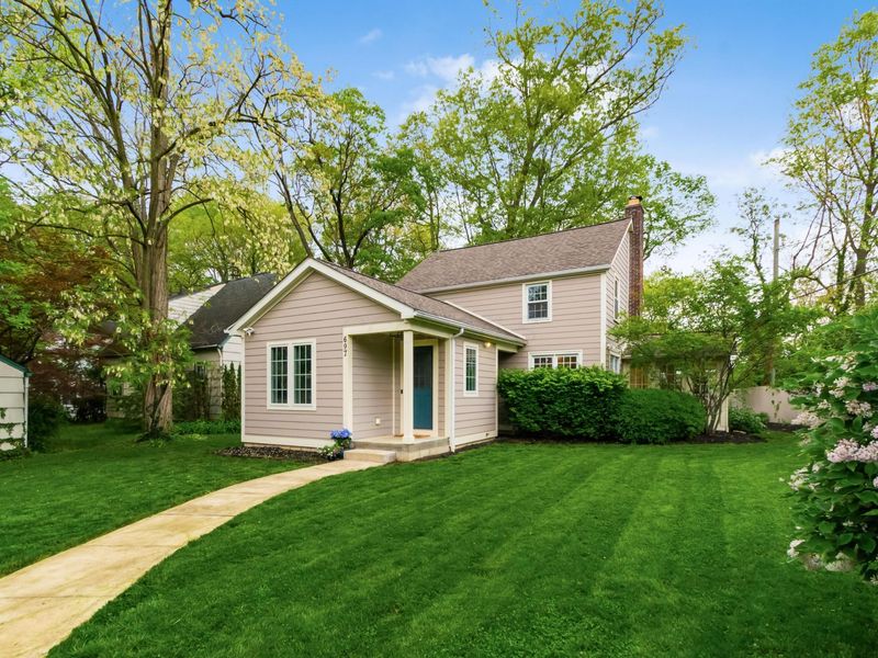 697 Overbrook Drive, Columbus, OH 43214 Photo 2