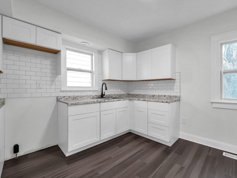 1628 Kohr Place , Columbus, OH 43211 Photo 10