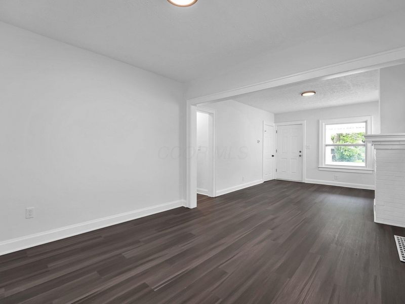 1628 Kohr Place , Columbus, OH 43211 Photo 6