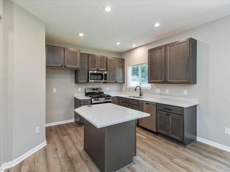 739 Francis Drive, Heath, OH 43056 Photo 5