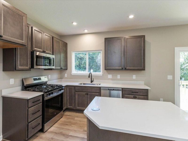 739 Francis Drive, Heath, OH 43056 Photo 6