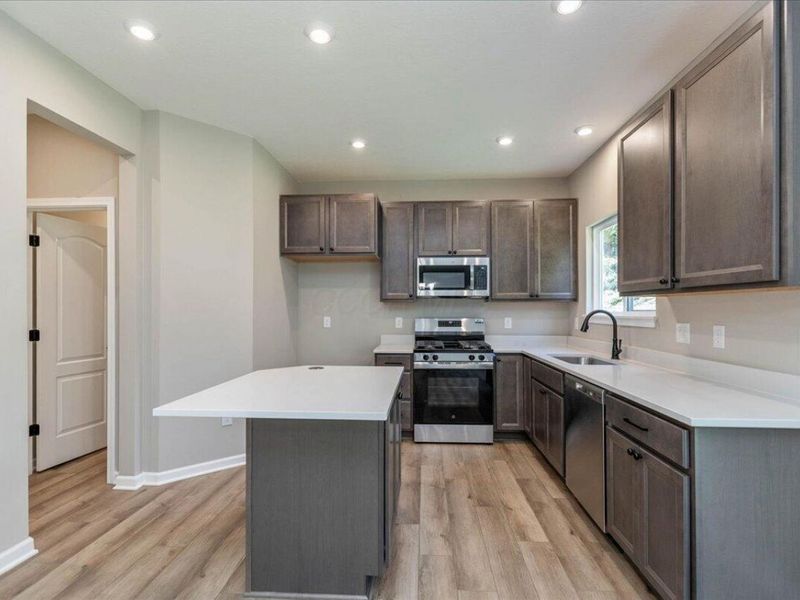 739 Francis Drive, Heath, OH 43056 Photo 7