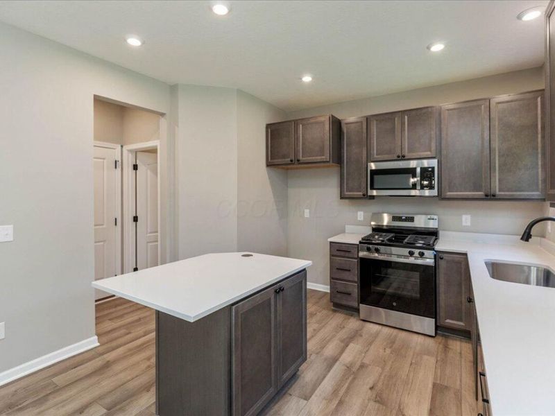 739 Francis Drive, Heath, OH 43056 Photo 8