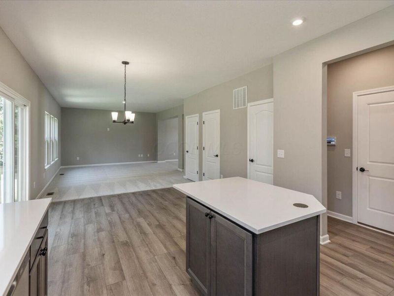 739 Francis Drive, Heath, OH 43056 Photo 9
