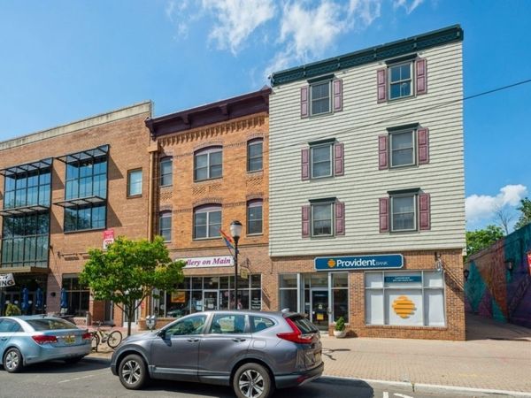 28 W Main St, Unit 2D, Somerville, NJ 08876