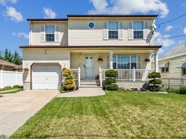 100 Juliette St, Woodbridge, NJ 08861