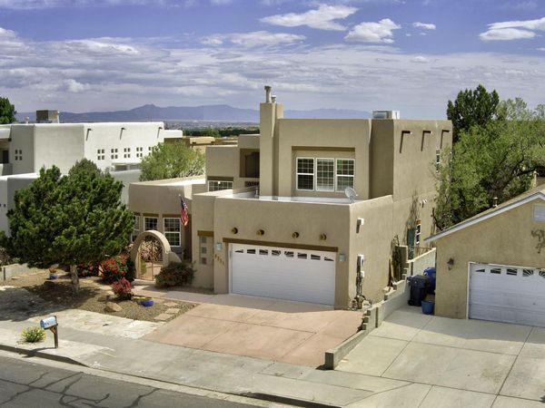6334 Mojave Street NW, Albuquerque, NM 87120