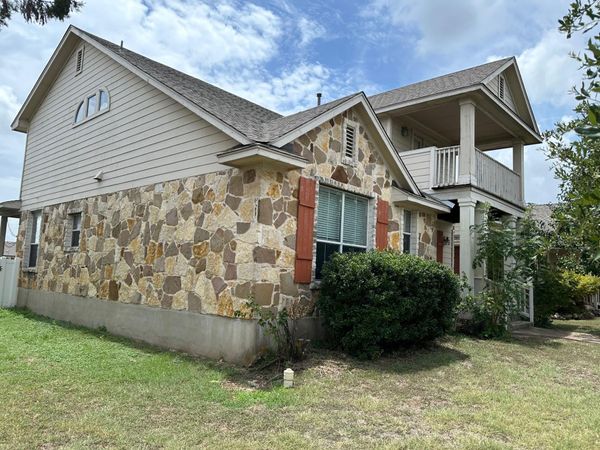 221 Yucca House DR, Pflugerville, TX 78660