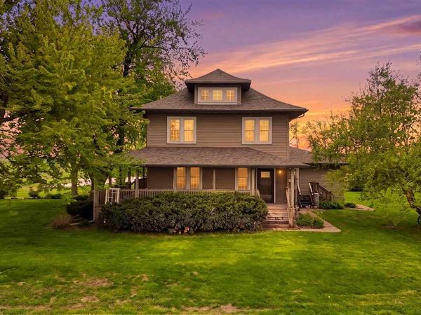 3271 V Avenue, Wellman, IA 52356