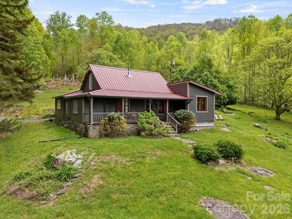 1108 Pine Root Branch Road , Bakersville, NC 28705