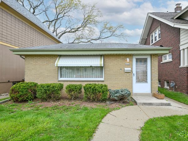 3622 E Armour Ave, Cudahy, WI 53110