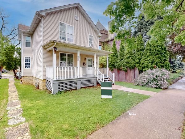 221 N Hickory Street , Joliet, IL 60435