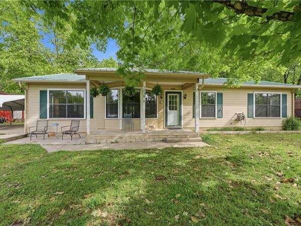 1238 N Centennial Avenue, West Fork, AR 72774