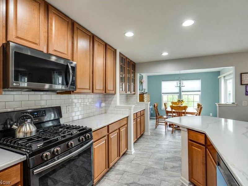 1240 Winter Fern Avenue , Akron, OH 44312 Photo 10