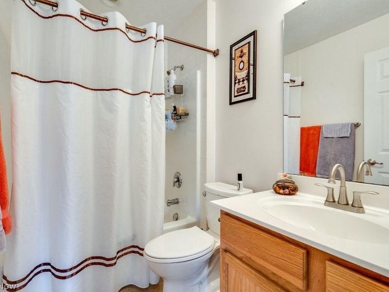 1240 Winter Fern Avenue , Akron, OH 44312 Photo 28