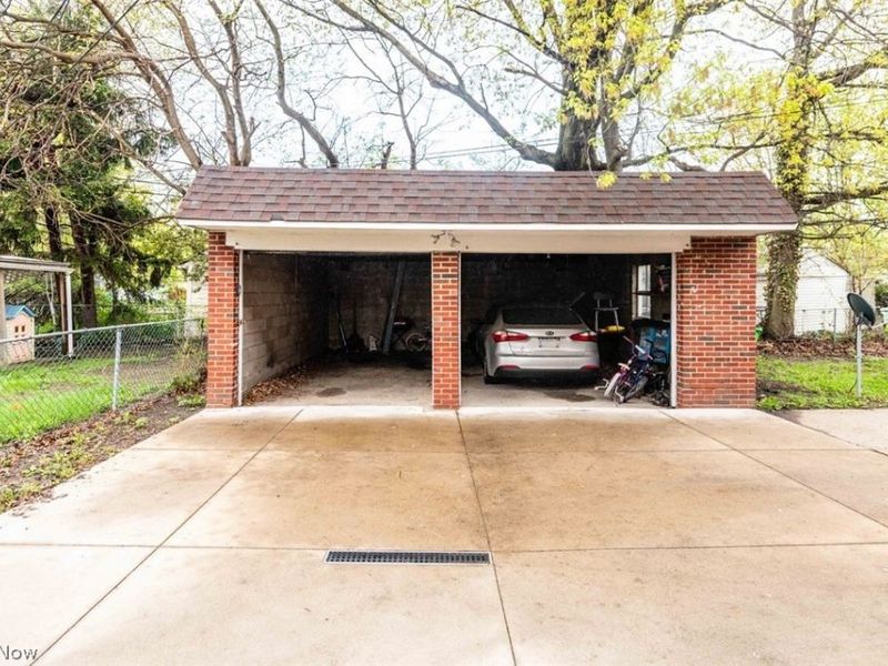 663 Babbitt Road, Euclid, OH 44123 Photo 27