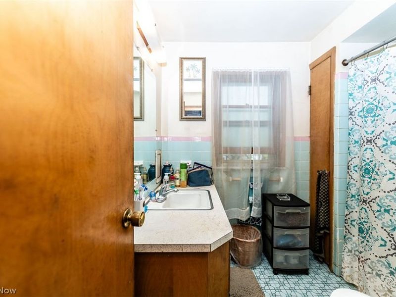 663 Babbitt Road, Euclid, OH 44123 Photo 8