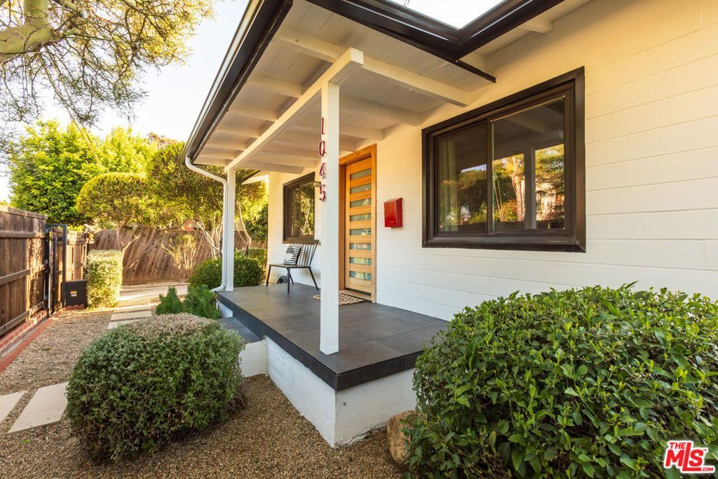 1045 Farnam Street, Los Angeles, CA 90042 Main Photo