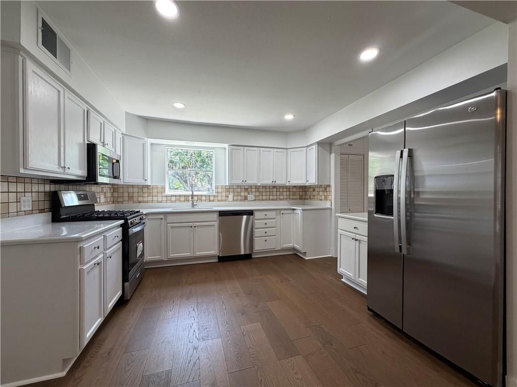 3202 OLE MISS Drive Kenner, LA 70065