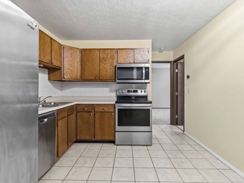 537 Davis Road, Unit 12, Pierce Twp, OH 45255 Photo 13