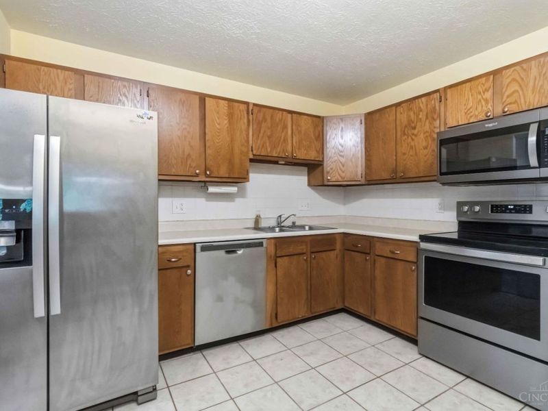 537 Davis Road, Unit 12, Pierce Twp, OH 45255 Photo 14