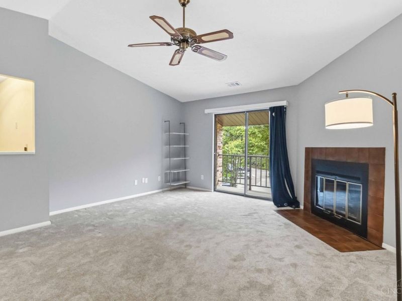 537 Davis Road, Unit 12, Pierce Twp, OH 45255 Photo 6