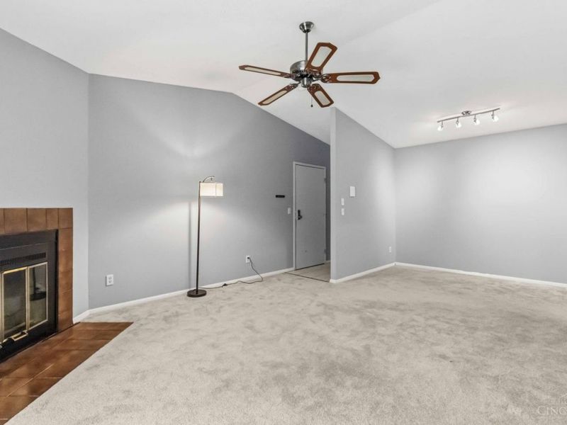 537 Davis Road, Unit 12, Pierce Twp, OH 45255 Photo 9
