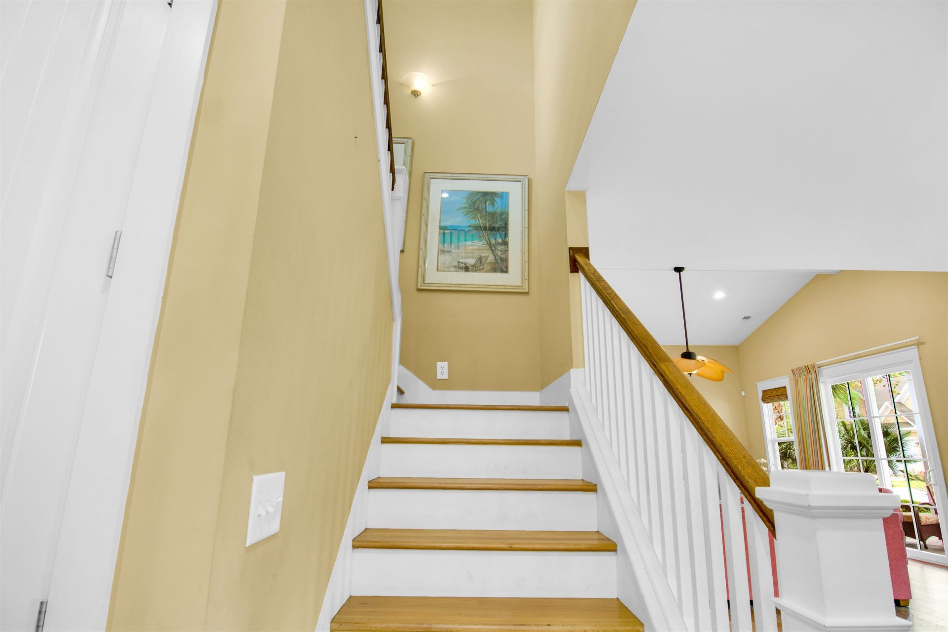 451 Banyan Place  Photo 23
