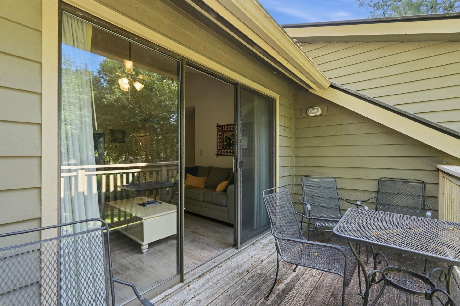 110 Hartland Dr.  Photo 25