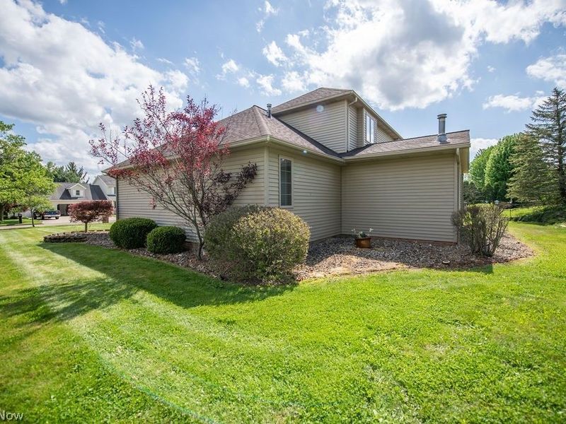 113 Howard Drive , Dover, OH 44622 Photo 10