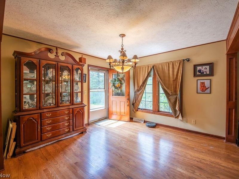 113 Howard Drive, Dover, OH 44622 Photo 15