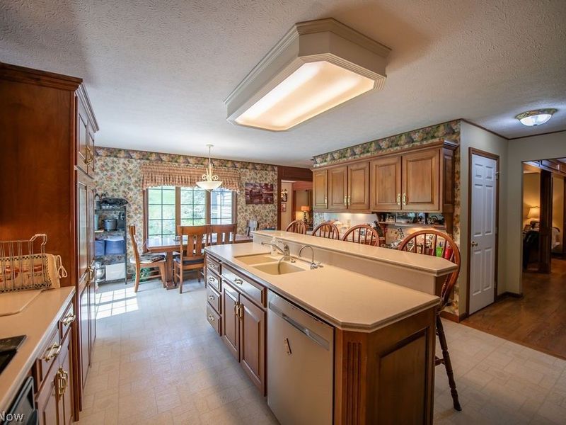 113 Howard Drive, Dover, OH 44622 Photo 22