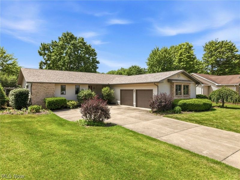 358 Tessa Place, Cortland, OH 44410 Photo 16